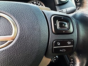 Lexus NX 300h Executive 4WD 145 kW (197 CV)