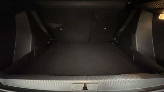 Peugeot2008 BlueHDi 110 S&S Active 81 kW (110 CV) Vehículo usado en Barcelona - 14 Peugeot2008 BlueHDi 110 S&S Active 81 kW (110 CV) Vehículo usado en Barcelona - 14