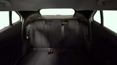 Peugeot 2008 BlueHDi 110 S&S Active 81 kW (110 CV) Peugeot 2008 BlueHDi 110 S&S Active 81 kW (110 CV)