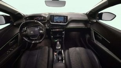 Peugeot 208 PureTech 130 Allure Pack EAT8 96 kW (130 CV) Peugeot 208 PureTech 130 Allure Pack EAT8 96 kW (130 CV)