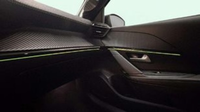 Peugeot 208 PureTech 130 Allure Pack EAT8 96 kW (130 CV) Peugeot 208 PureTech 130 Allure Pack EAT8 96 kW (130 CV)