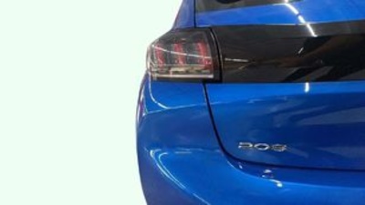 Peugeot 208 PureTech 130 Allure Pack EAT8 96 kW (130 CV) Peugeot 208 PureTech 130 Allure Pack EAT8 96 kW (130 CV)