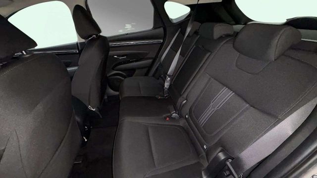 HyundaiTucson 1.6 TGDI 48V Tecno 2C DCT 110 kW (150 CV) Vehículo usado en Barcelona - 13 HyundaiTucson 1.6 TGDI 48V Tecno 2C DCT 110 kW (150 CV) Vehículo usado en Barcelona - 13