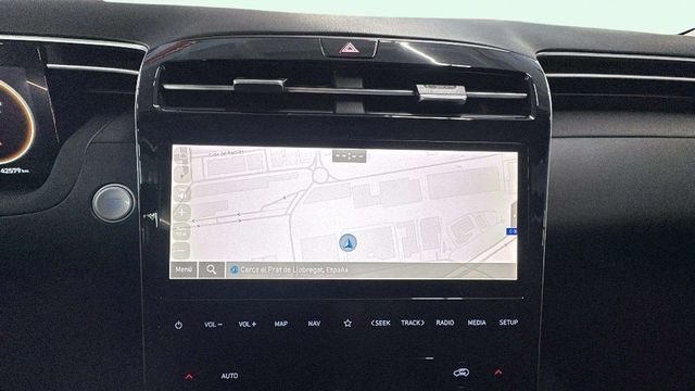 HyundaiTucson 1.6 TGDI 48V Tecno 2C DCT 110 kW (150 CV) Vehículo usado en Barcelona - 16 HyundaiTucson 1.6 TGDI 48V Tecno 2C DCT 110 kW (150 CV) Vehículo usado en Barcelona - 16