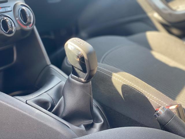 Peugeot208 1.6 BlueHDi Style 73 kW (100 CV) Vehículo usado en Barcelona - 32