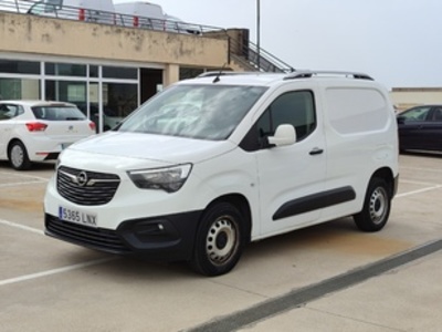 Opel Combo Cargo 1.5 TD Select L H1 1000kg 75 kW (102 CV) Opel Combo Cargo 1.5 TD Select L H1 1000kg 75 kW (102 CV)