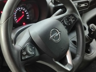 Opel Combo Cargo 1.5 TD Select L H1 1000kg 75 kW (102 CV) Opel Combo Cargo 1.5 TD Select L H1 1000kg 75 kW (102 CV)