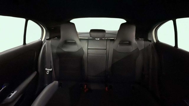 Mercedes-BenzClase A 180 d 85 kW (116 CV) Vehículo usado en Barcelona - 8