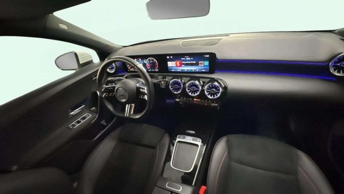 Mercedes-BenzClase A 180 d 85 kW (116 CV) Vehículo usado en Barcelona - 11 Mercedes-BenzClase A 180 d 85 kW (116 CV) Vehículo usado en Barcelona - 11