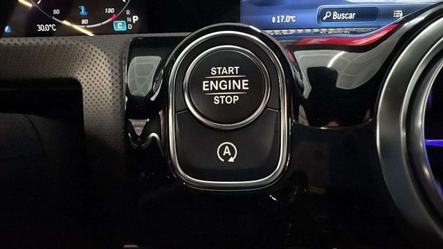 Mercedes-BenzClase A 180 d 85 kW (116 CV) Vehículo usado en Barcelona - 15