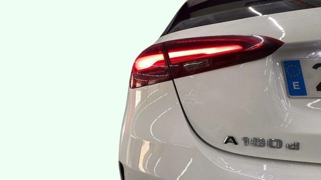 Mercedes-BenzClase A 180 d 85 kW (116 CV) Vehículo usado en Barcelona - 25