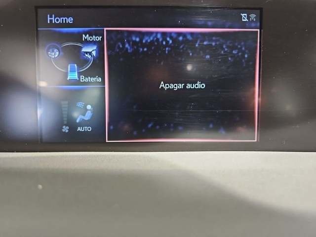 Lexus UX 250h Business 2WD 135 kW (184 CV) Vehículo usado en Madrid - 16 Lexus UX 250h Business 2WD 135 kW (184 CV) Vehículo usado en Madrid - 16