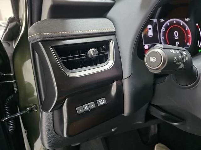 Lexus UX 300h Plus 146 kW (199 CV) Vehículo usado en Madrid - 14