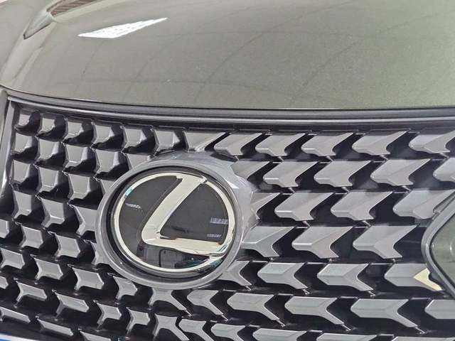 Lexus UX 300h Plus 146 kW (199 CV) Vehículo usado en Madrid - 25 Lexus UX 300h Plus 146 kW (199 CV) Vehículo usado en Madrid - 25