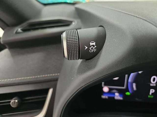 Lexus UX 300h Plus 146 kW (199 CV) Vehículo usado en Madrid - 20 Lexus UX 300h Plus 146 kW (199 CV) Vehículo usado en Madrid - 20