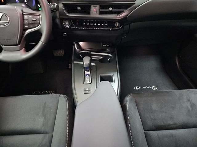 Lexus UX 300h Plus 146 kW (199 CV) Vehículo usado en Madrid - 24 Lexus UX 300h Plus 146 kW (199 CV) Vehículo usado en Madrid - 24