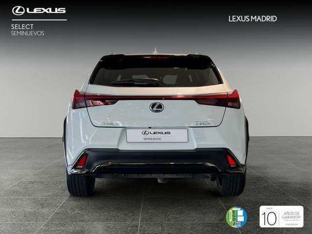 Lexus UX 250h F Sport 135 kW (184 CV) Vehículo usado en Madrid - 4