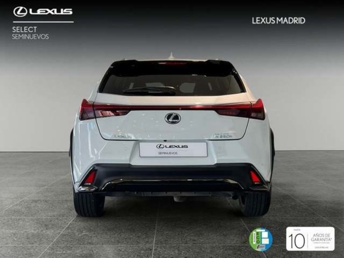 Lexus UX 250h F Sport 135 kW (184 CV) Vehículo usado en Madrid - 4 Lexus UX 250h F Sport 135 kW (184 CV) Vehículo usado en Madrid - 4