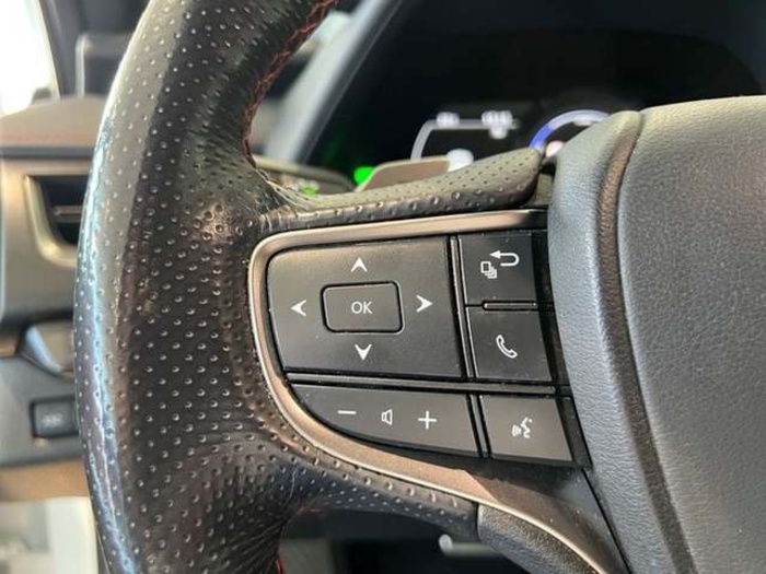 Lexus UX 250h F Sport 135 kW (184 CV) Vehículo usado en Madrid - 12 Lexus UX 250h F Sport 135 kW (184 CV) Vehículo usado en Madrid - 12