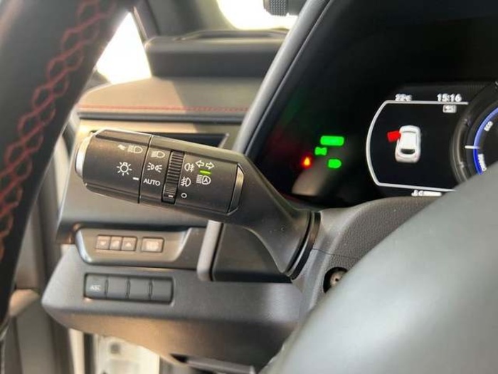 Lexus UX 250h F Sport 135 kW (184 CV) Vehículo usado en Madrid - 15 Lexus UX 250h F Sport 135 kW (184 CV) Vehículo usado en Madrid - 15