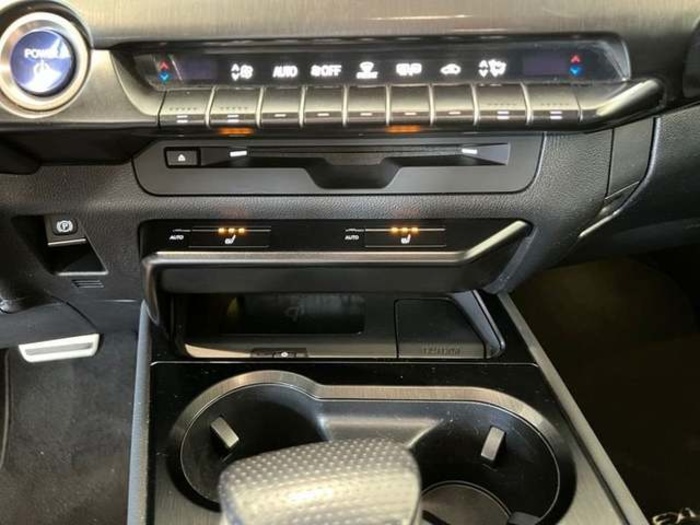 Lexus UX 250h F Sport 135 kW (184 CV) Vehículo usado en Madrid - 20 Lexus UX 250h F Sport 135 kW (184 CV) Vehículo usado en Madrid - 20