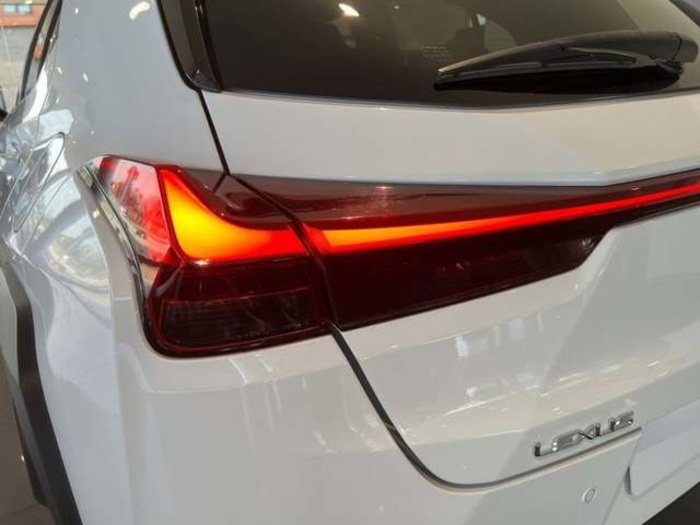 Lexus UX 250h F Sport 135 kW (184 CV) Vehículo usado en Madrid - 27 Lexus UX 250h F Sport 135 kW (184 CV) Vehículo usado en Madrid - 27