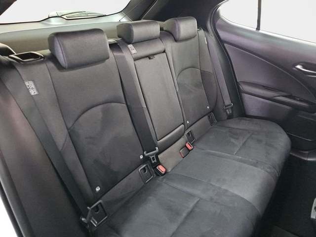 Lexus UX 250h Business 2WD 135 kW (184 CV) Vehículo usado en Madrid - 10