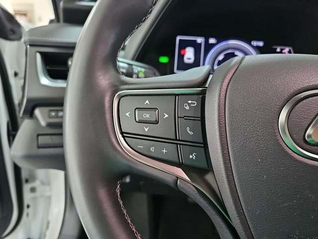 Lexus UX 250h Business 2WD 135 kW (184 CV) Vehículo usado en Madrid - 16