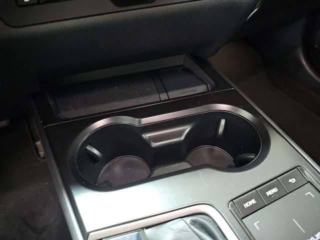 Lexus UX 250h Business 2WD 135 kW (184 CV) Vehículo usado en Madrid - 32