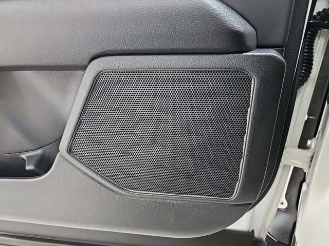 Lexus UX 250h Business 2WD 135 kW (184 CV) Vehículo usado en Madrid - 34