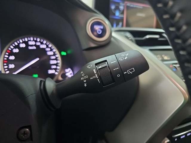 Lexus NX 300h Premium 2WD 145 kW (197 CV) Vehículo usado en Madrid - 20