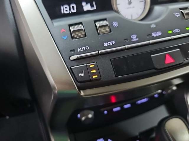 Lexus NX 300h Premium 2WD 145 kW (197 CV) Vehículo usado en Madrid - 24 Lexus NX 300h Premium 2WD 145 kW (197 CV) Vehículo usado en Madrid - 24