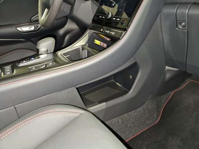 Lexus LBX 1.5 HEV Emotion+ 100 kW (136 CV) Vehículo usado en Madrid - 23