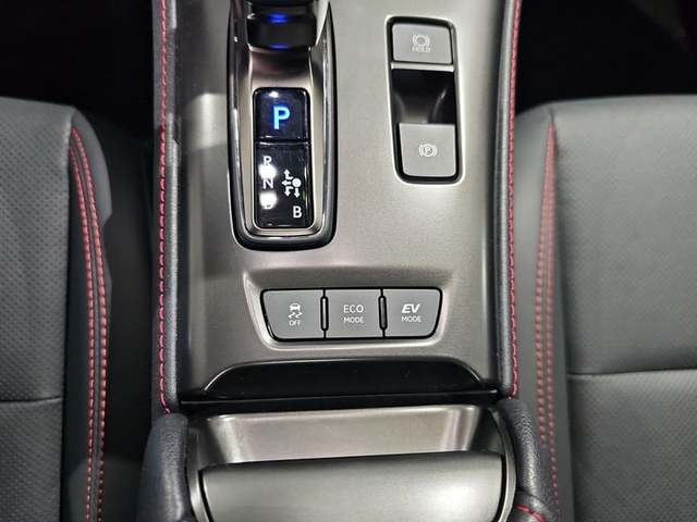 Lexus LBX 1.5 HEV Emotion+ 100 kW (136 CV) Vehículo usado en Madrid - 26 Lexus LBX 1.5 HEV Emotion+ 100 kW (136 CV) Vehículo usado en Madrid - 26