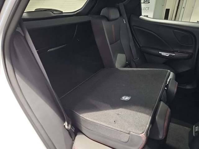 Lexus LBX 1.5 HEV Emotion+ 100 kW (136 CV) Vehículo usado en Madrid - 31