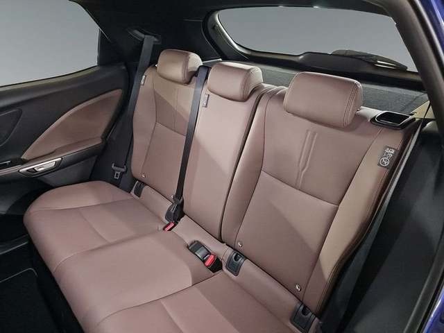 Lexus LBX 1.5 HEV Elegant Plus 100 kW (136 CV) Vehículo usado en Madrid - 9