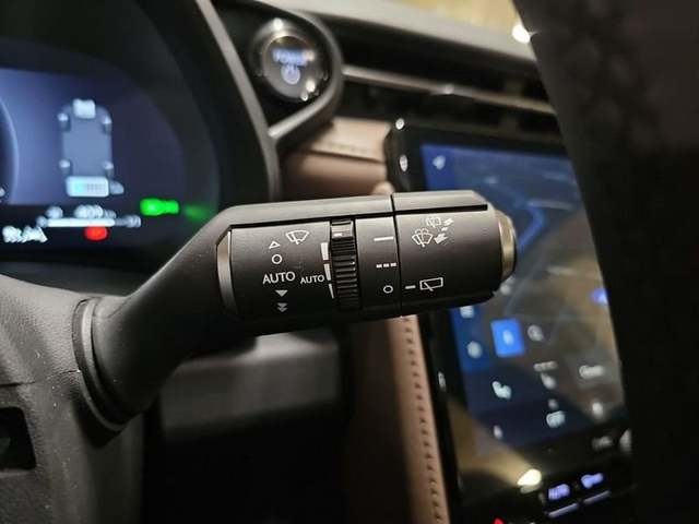 Lexus LBX 1.5 HEV Elegant Plus 100 kW (136 CV) Vehículo usado en Madrid - 20 Lexus LBX 1.5 HEV Elegant Plus 100 kW (136 CV) Vehículo usado en Madrid - 20