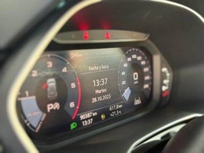 Audi Q3 Advanced 35 TDI 110 kW (150 CV) Audi Q3 Advanced 35 TDI 110 kW (150 CV)