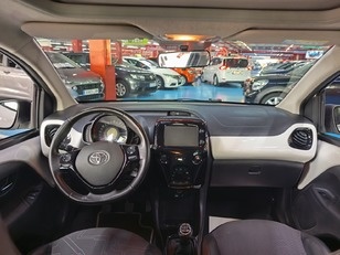 Toyota Aygo 1.0 70 x-play 51 kW (69 CV)