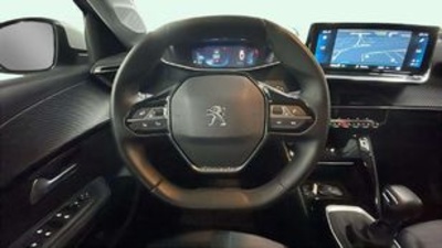Peugeot 208 PureTech 100 Active Pack 75 kW (100 CV) Peugeot 208 PureTech 100 Active Pack 75 kW (100 CV)