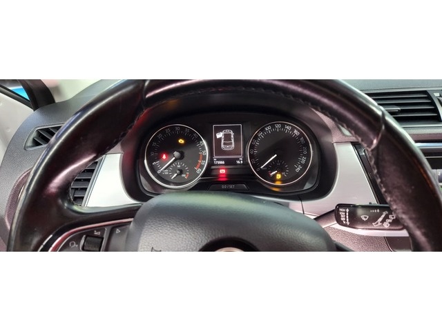 SkodaFabia 1.4 TDI Active 55 kW (75 CV) Vehículo usado en Barcelona - 12 SkodaFabia 1.4 TDI Active 55 kW (75 CV) Vehículo usado en Barcelona - 12