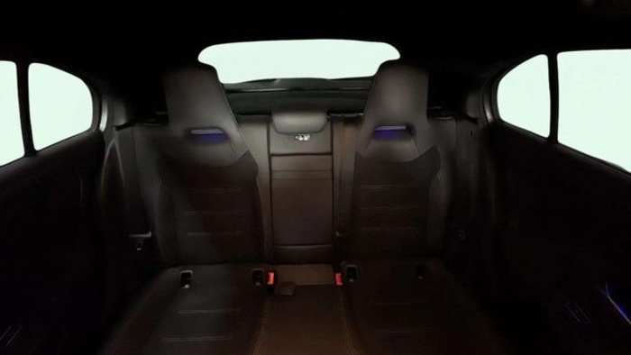 Mercedes-BenzClase A 180 d 85 kW (116 CV) Vehículo usado en Barcelona - 8 Mercedes-BenzClase A 180 d 85 kW (116 CV) Vehículo usado en Barcelona - 8