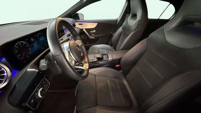 Mercedes-BenzClase A 180 d 85 kW (116 CV) Vehículo usado en Barcelona - 9 Mercedes-BenzClase A 180 d 85 kW (116 CV) Vehículo usado en Barcelona - 9