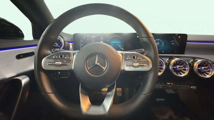 Mercedes-BenzClase A 180 d 85 kW (116 CV) Vehículo usado en Barcelona - 12 Mercedes-BenzClase A 180 d 85 kW (116 CV) Vehículo usado en Barcelona - 12