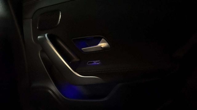 Mercedes-BenzClase A 180 d 85 kW (116 CV) Vehículo usado en Barcelona - 19