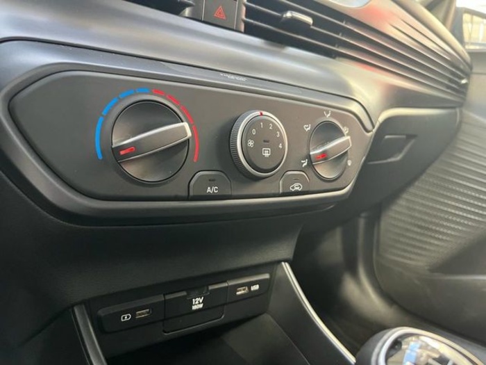 Hyundai Bayon 1.0 TGDI Smart 74 kW (100 CV) Vehículo usado en Las Palmas - 9 Hyundai Bayon 1.0 TGDI Smart 74 kW (100 CV) Vehículo usado en Las Palmas - 9