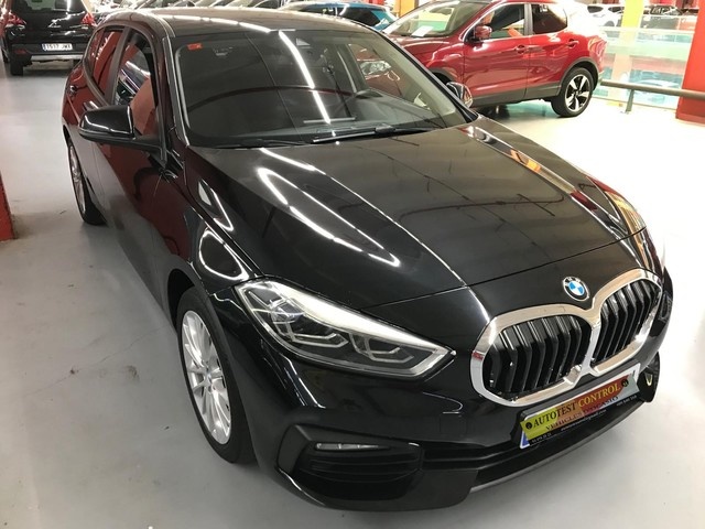 BMWSerie 1 118i 103 kW (140 CV) Vehículo usado en Barcelona - 3