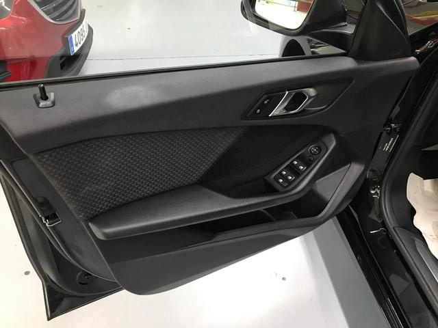 BMWSerie 1 118i 103 kW (140 CV) Vehículo usado en Barcelona - 6 BMWSerie 1 118i 103 kW (140 CV) Vehículo usado en Barcelona - 6