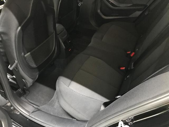 BMWSerie 1 118i 103 kW (140 CV) Vehículo usado en Barcelona - 17 BMWSerie 1 118i 103 kW (140 CV) Vehículo usado en Barcelona - 17