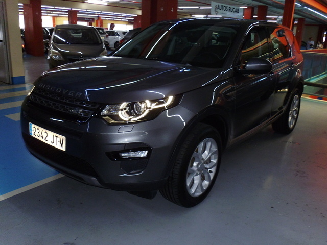 Land RoverDiscovery Sport 2.0L TD4 HSE 4x4 110 kW (150 CV) Vehículo usado en Barcelona - 1